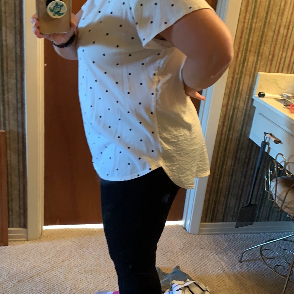 Cute top - Picture 12 of 14
